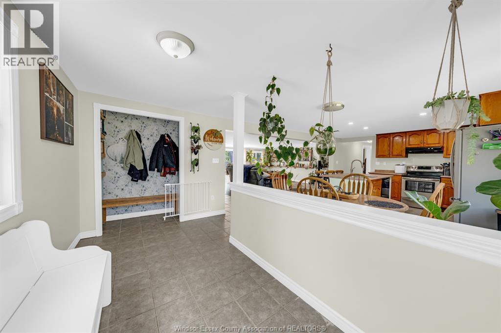 280 Fairview Avenue East, Essex, Ontario  N8M 2V9 - Photo 3 - 26019244