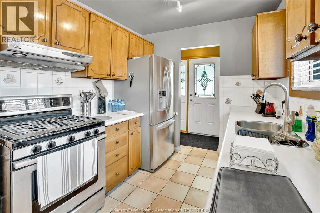 2664 Rivard Avenue, Windsor, Ontario  N8T 2H5 - Photo 11 - 26019243