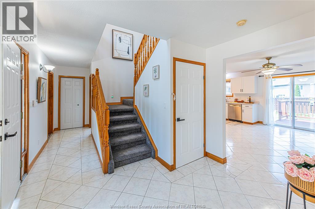 120 Hampton Crescent, Windsor, Ontario  N9E 4M5 - Photo 6 - 26019240