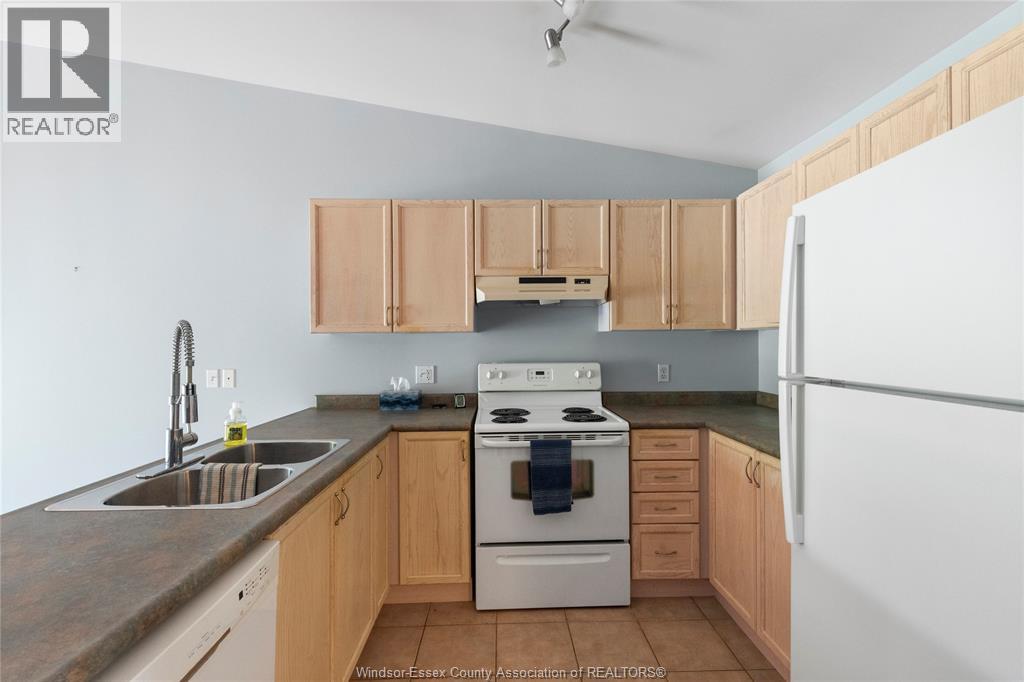 298 Lester Drive, Essex, Ontario  N8M 1B8 - Photo 8 - 26019222