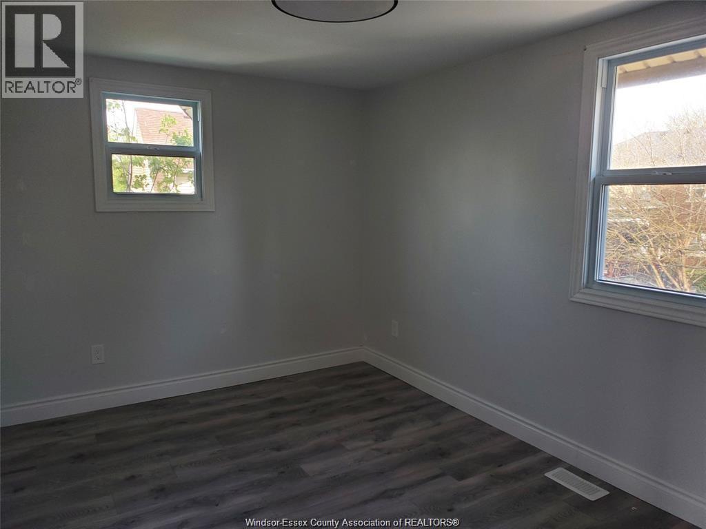 348 Caroline Street, Windsor, Ontario  N9A 6A4 - Photo 17 - 26019205