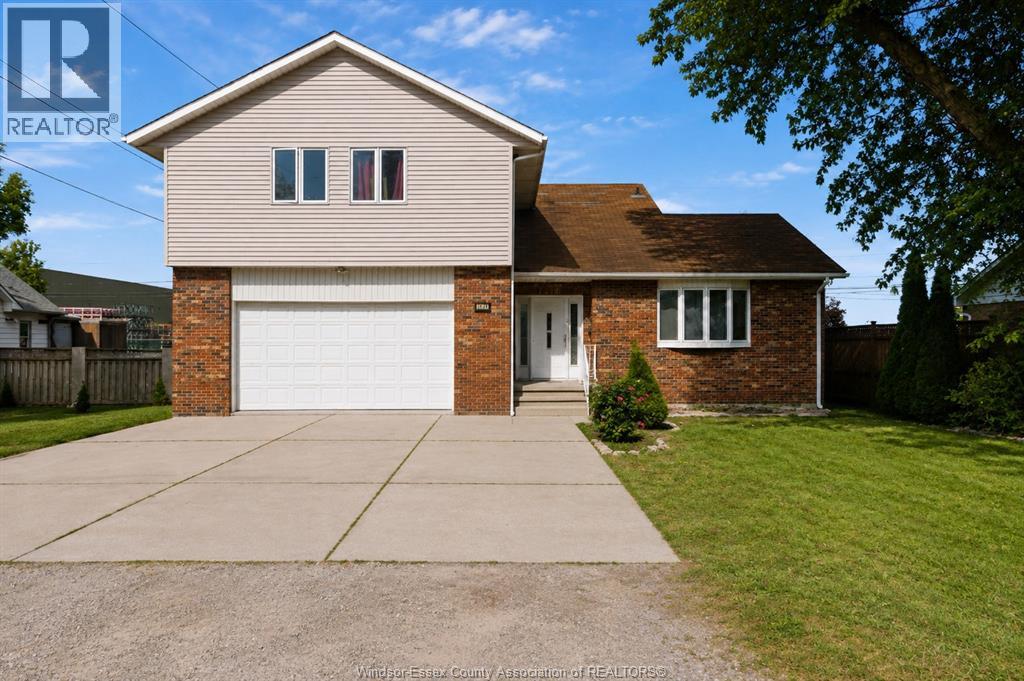 2600 Meldrum, Windsor, Ontario  N0R 1A0 - Photo 1 - 26019172