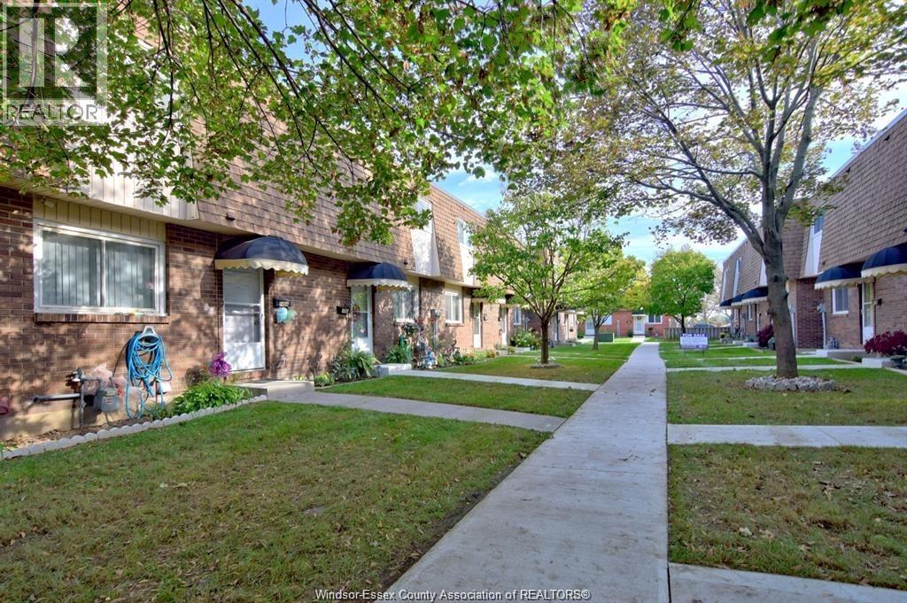 5468 Lassaline Avenue, Windsor, Ontario  N8T 1A9 - Photo 3 - 26019235