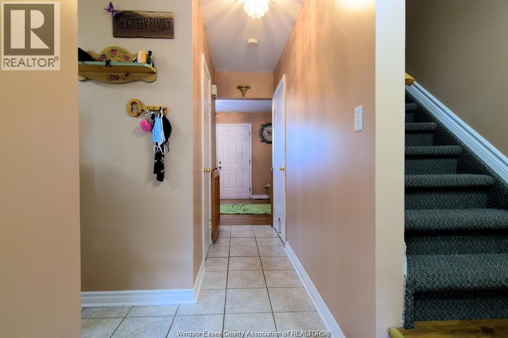 5468 Lassaline Avenue, Windsor, Ontario  N8T 1A9 - Photo 4 - 26019235