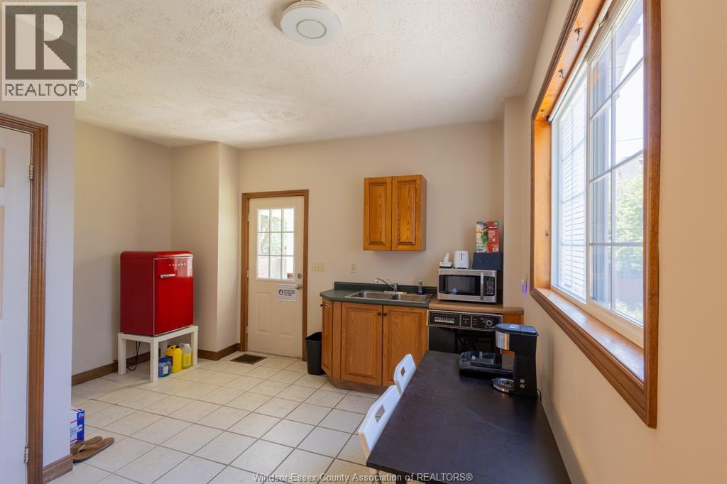 1069 Ouellette Avenue Unit# 1, Windsor, Ontario  N9A 4J8 - Photo 11 - 26019238
