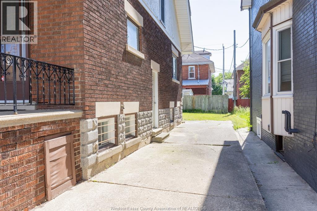1069 Ouellette Avenue Unit# 1, Windsor, Ontario  N9A 4J8 - Photo 19 - 26019238