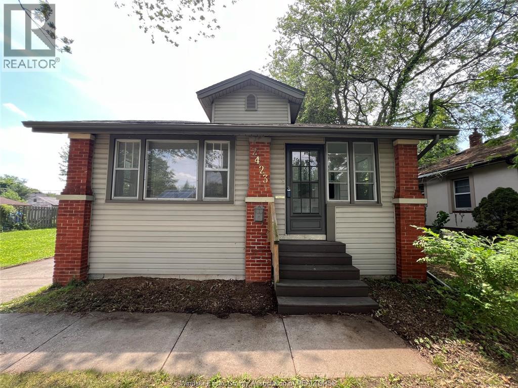 2423 Princess Avenue, Windsor, Ontario  N8T 1V2 - Photo 1 - 26019287
