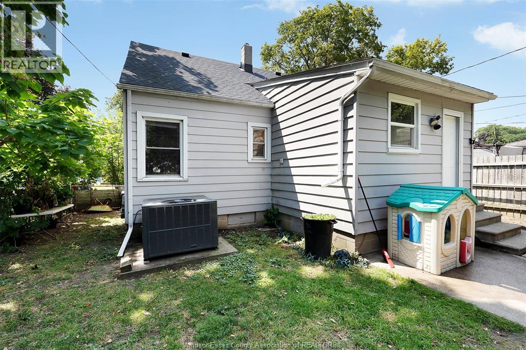 1032 Josephine Avenue, Windsor, Ontario  N9B 2L5 - Photo 10 - 26019297
