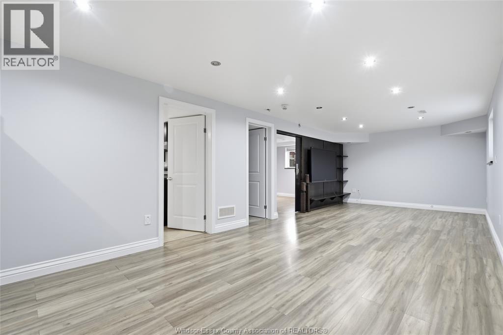 11911 Maitland Avenue, Windsor, Ontario  N8P 0B9 - Photo 30 - 26019217