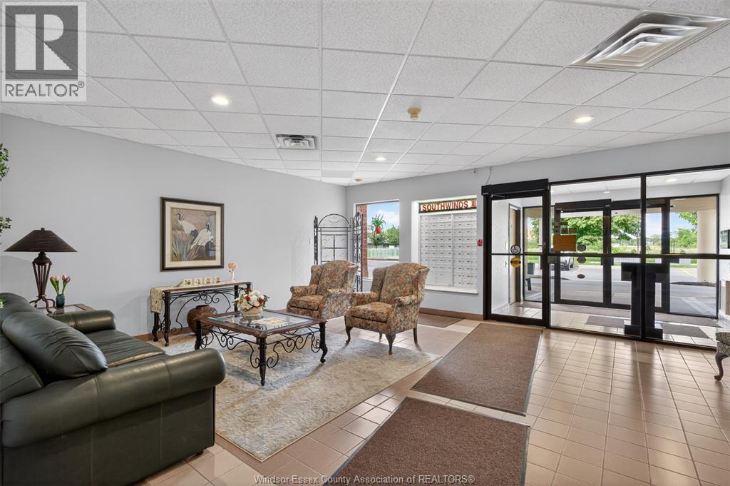 3915 Southwinds Drive Unit# 203, Windsor, Ontario  N9G 2N7 - Photo 4 - 26018223