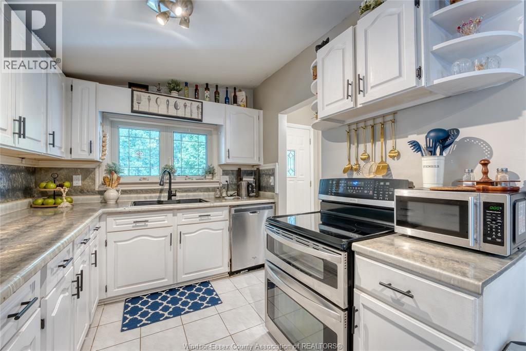 9435 Ridge Road, Windsor, Ontario  N8R 1G5 - Photo 10 - 26019314