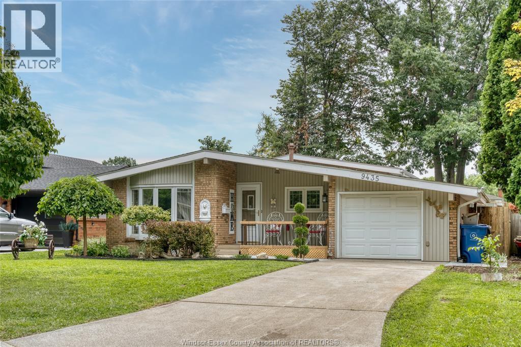 9435 Ridge Road, Windsor, Ontario  N8R 1G5 - Photo 2 - 26019314
