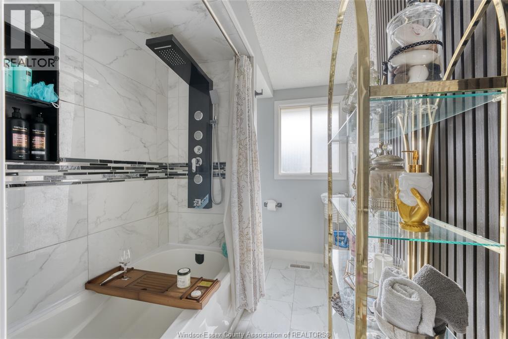 9435 Ridge Road, Windsor, Ontario  N8R 1G5 - Photo 28 - 26019314