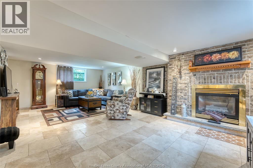 9435 Ridge Road, Windsor, Ontario  N8R 1G5 - Photo 30 - 26019314
