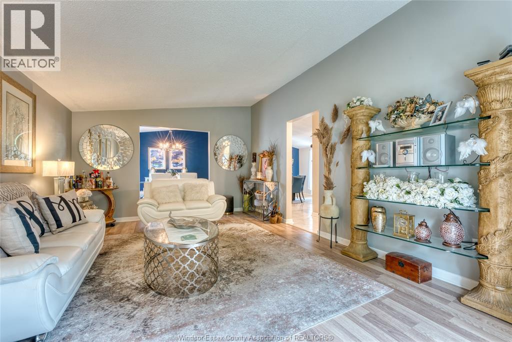 9435 Ridge Road, Windsor, Ontario  N8R 1G5 - Photo 4 - 26019314