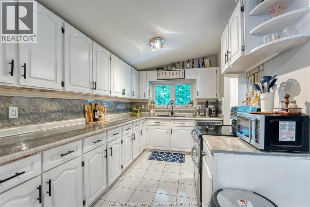 9435 Ridge Road, Windsor, Ontario  N8R 1G5 - Photo 8 - 26019314