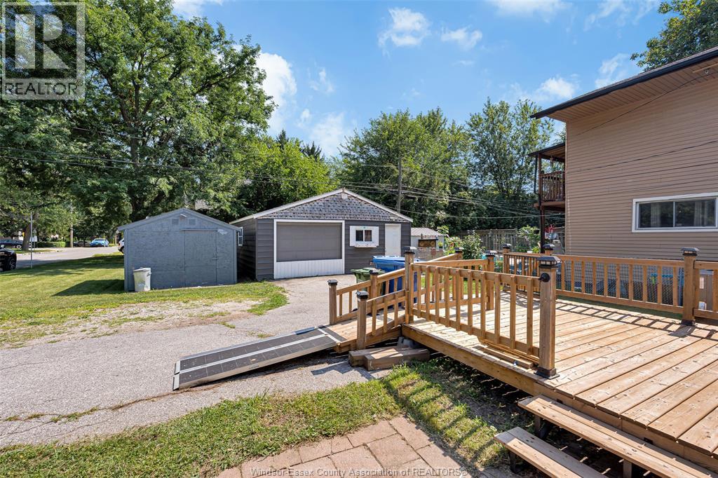 699 Capitol, Windsor, Ontario  N8X 3E9 - Photo 4 - 26019310