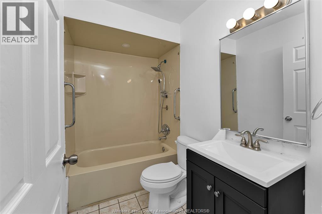 2032 Ford Boulevard, Windsor, Ontario  N8T 2E7 - Photo 12 - 26019318