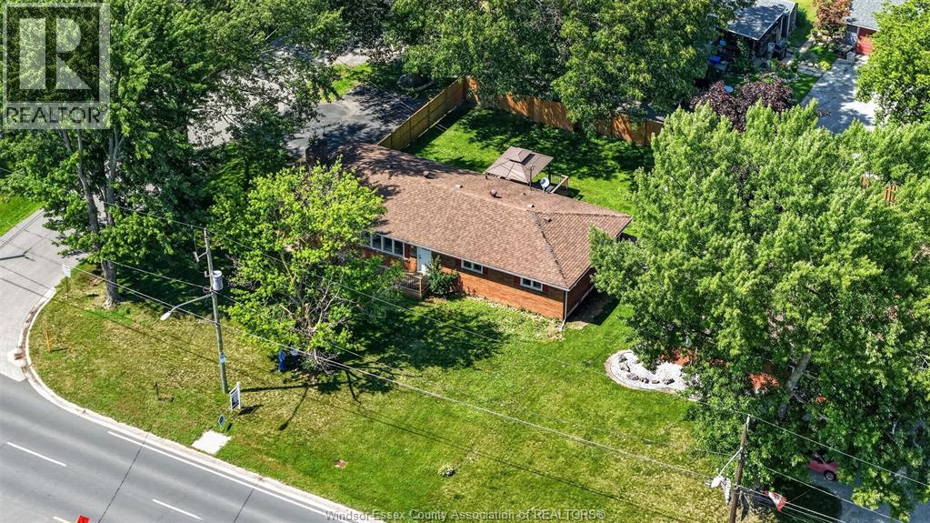 520 Front Road, Lasalle, Ontario  N9J 1A6 - Photo 2 - 26019327