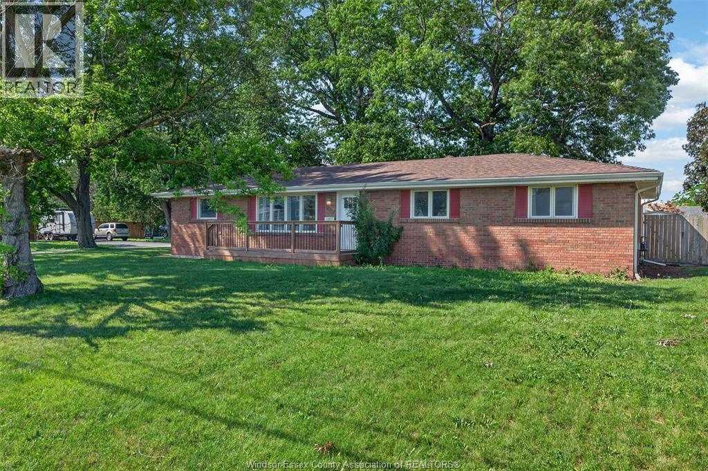 520 Front Road, Lasalle, Ontario  N9J 1A6 - Photo 3 - 26019327