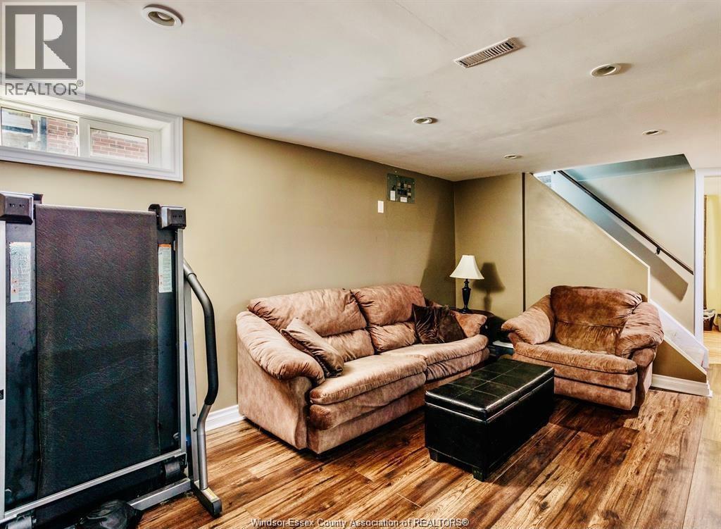 3775 Myrtle, Windsor, Ontario  N9C 2C9 - Photo 17 - 26019315