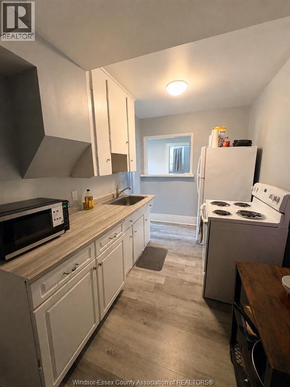 459 Watkins Street Unit# 1, Windsor, Ontario  N9C 2Y2 - Photo 6 - 26018631