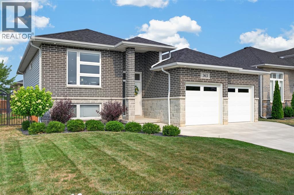 363 Lavers, Amherstburg, Ontario  N9V 0G3 - Photo 2 - 26019334