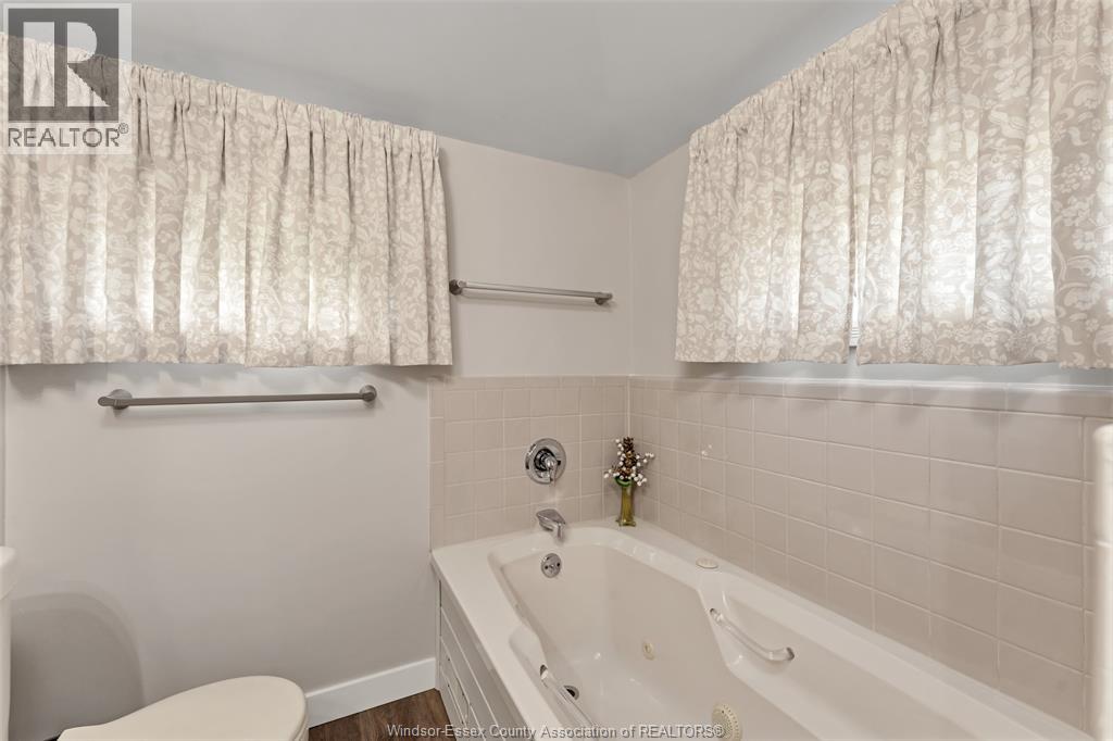 509 County Rd 34 West, Kingsville, Ontario  N8M 2X5 - Photo 23 - 26019331