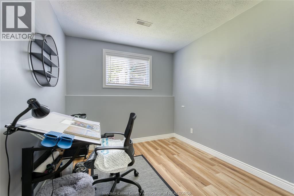 24 Briarwood, Essex, Ontario  N0R 1G0 - Photo 31 - 26019337