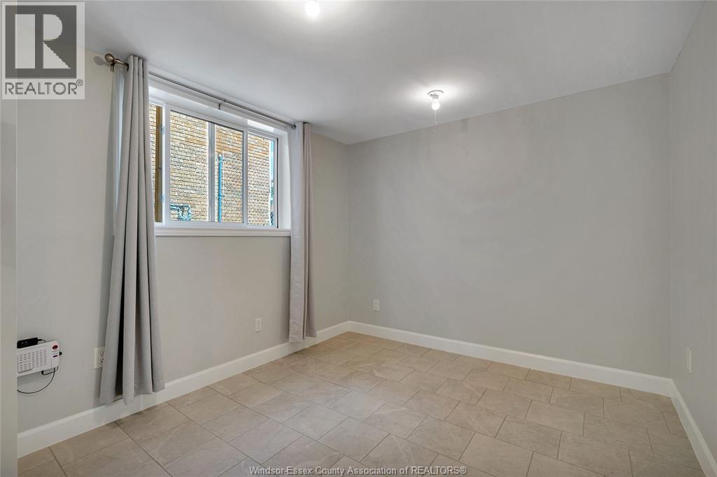 881 Parent Avenue Unit# Basement, Windsor, Ontario  N9A 2C9 - Photo 18 - 26019345