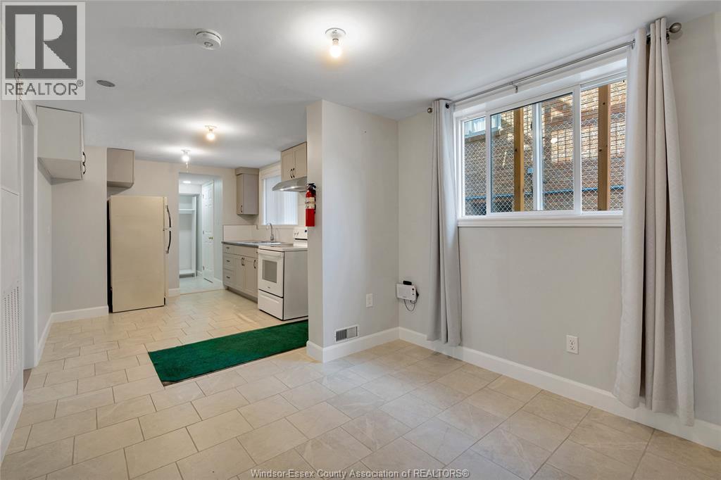 881 Parent Avenue Unit# Basement, Windsor, Ontario  N9A 2C9 - Photo 7 - 26019345