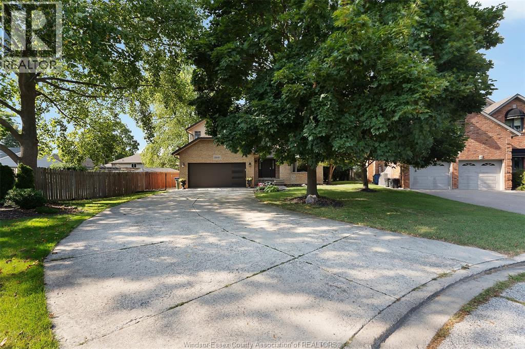 12510 Keith Crescent, Tecumseh, Ontario  N8N 4A8 - Photo 5 - 26019339