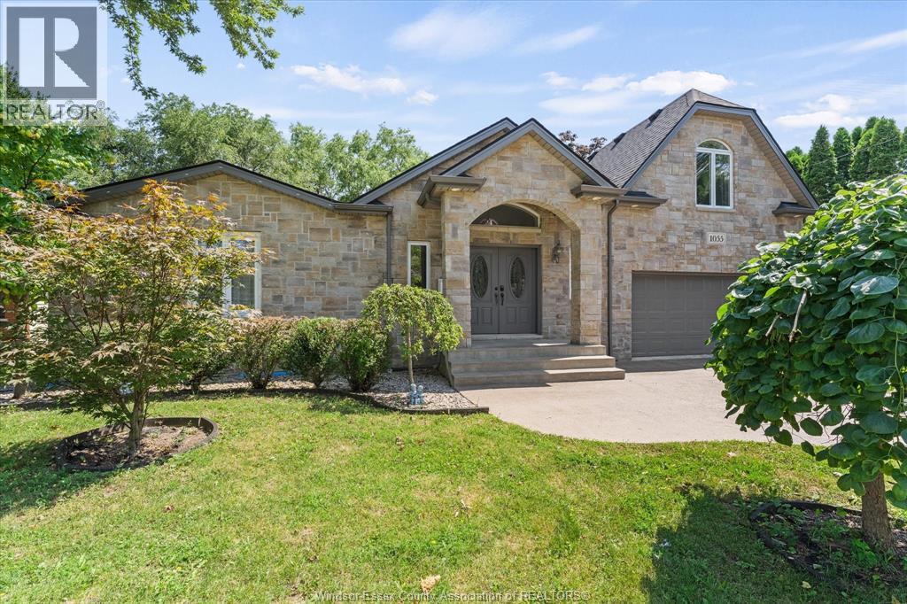 1055 Roseland Drive South, Windsor, Ontario  N9G 1T9 - Photo 2 - 26019344