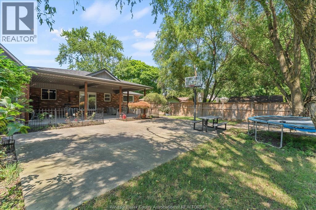 1055 Roseland Drive South, Windsor, Ontario  N9G 1T9 - Photo 41 - 26019344