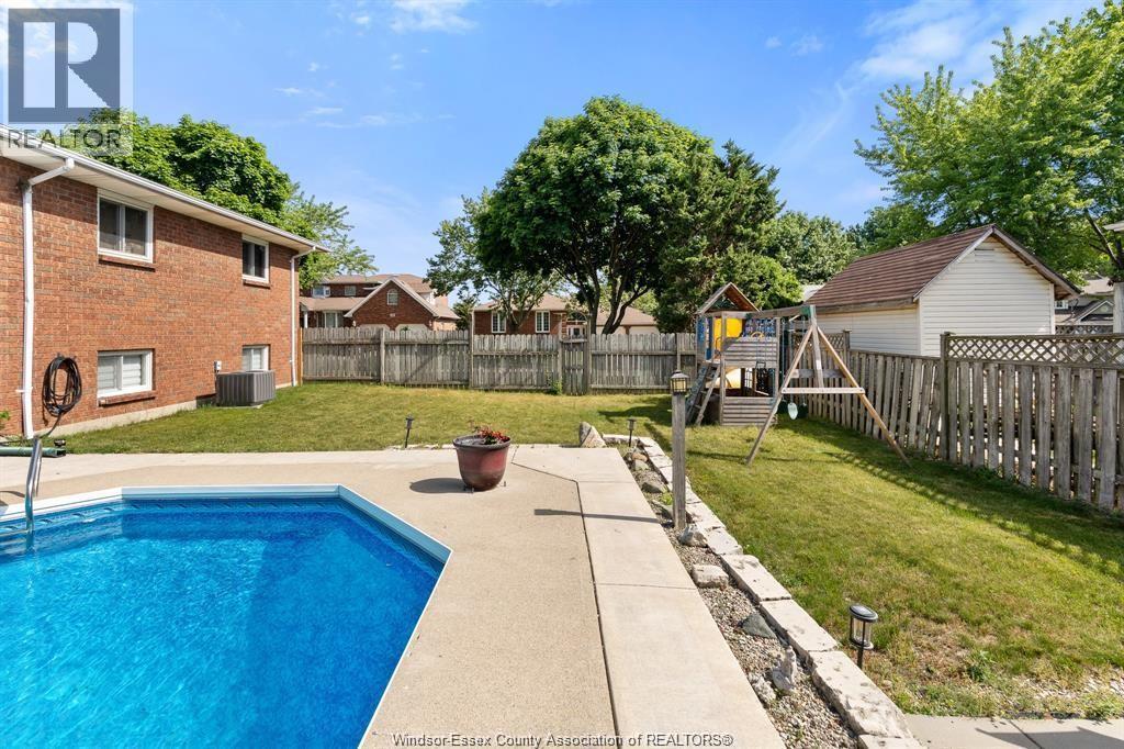 36 Cherrywood, Leamington, Ontario  N8H 4Z9 - Photo 28 - 26019341