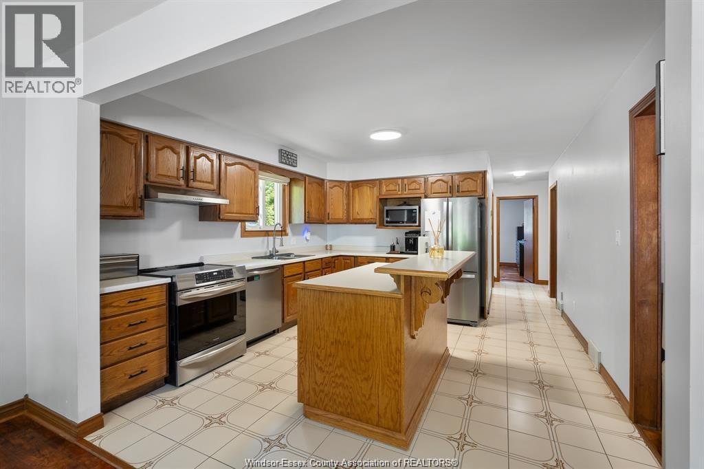 36 Cherrywood, Leamington, Ontario  N8H 4Z9 - Photo 6 - 26019341
