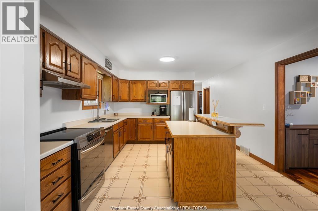 36 Cherrywood, Leamington, Ontario  N8H 4Z9 - Photo 7 - 26019341
