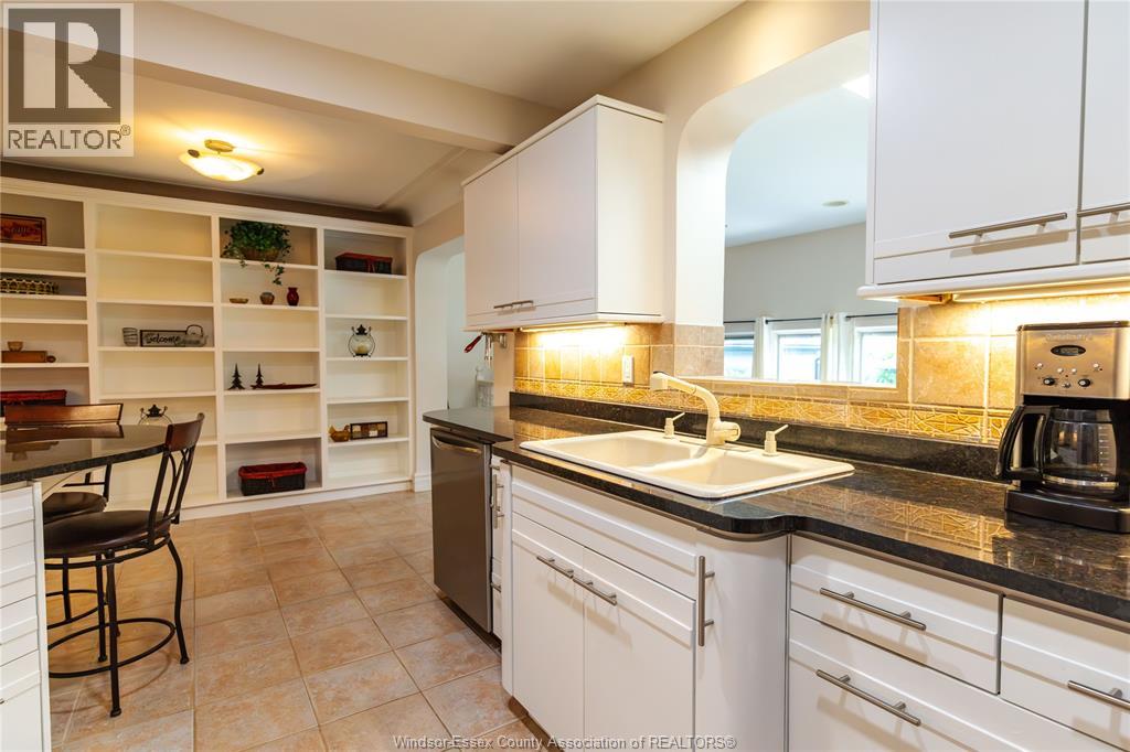 2850 Academy, Windsor, Ontario  N9E 2H1 - Photo 15 - 26019352