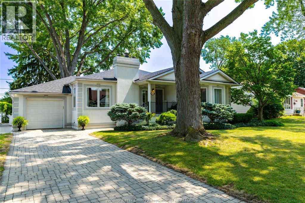 2850 Academy, Windsor, Ontario  N9E 2H1 - Photo 3 - 26019352