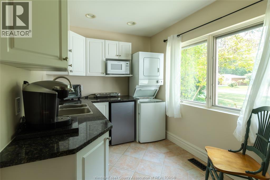 2850 Academy, Windsor, Ontario  N9E 2H1 - Photo 32 - 26019352