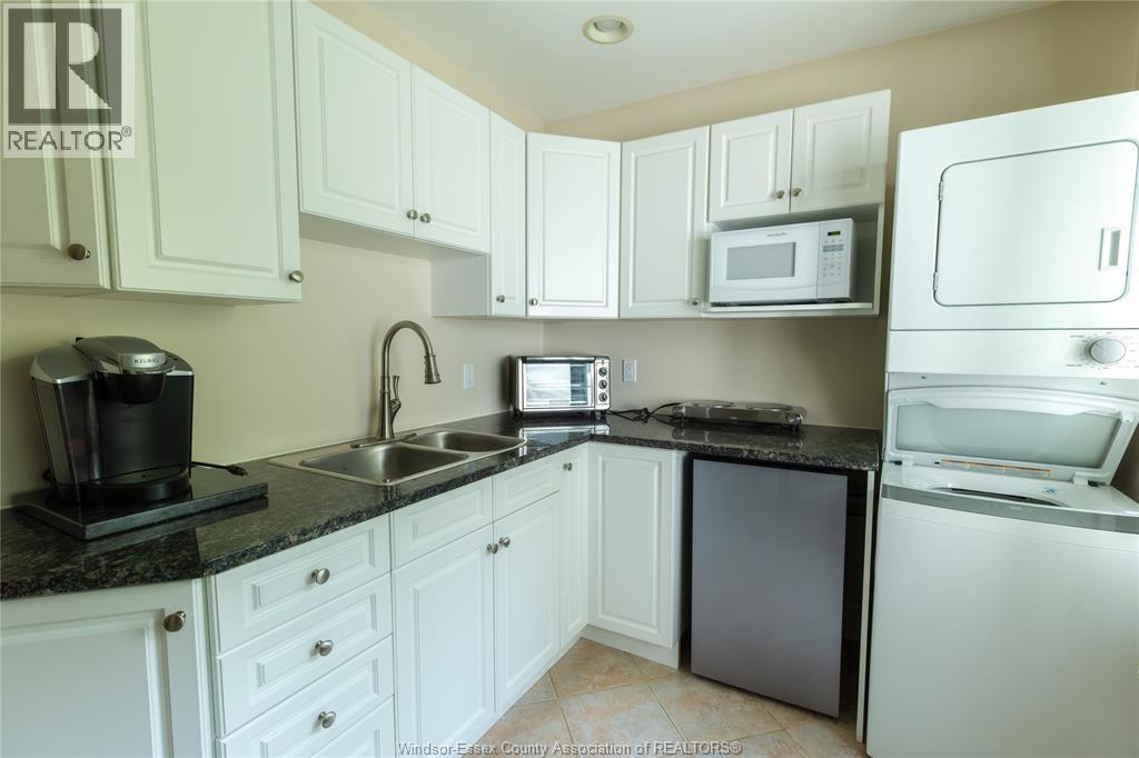 2850 Academy, Windsor, Ontario  N9E 2H1 - Photo 33 - 26019352
