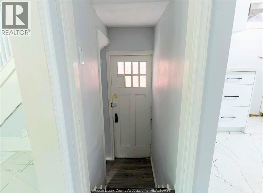 461 Rankin Avenue, Windsor, Ontario  N9B 2R6 - Photo 11 - 26019364