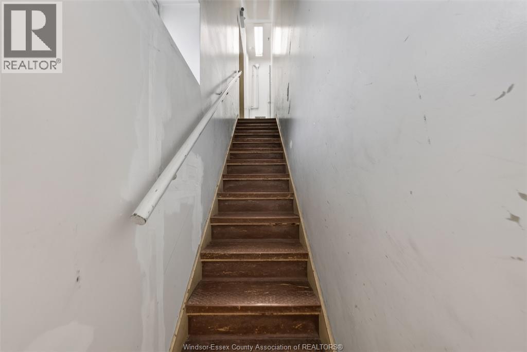 3201 Sandwich Street, Windsor, Ontario  N9C 1A9 - Photo 17 - 26019236