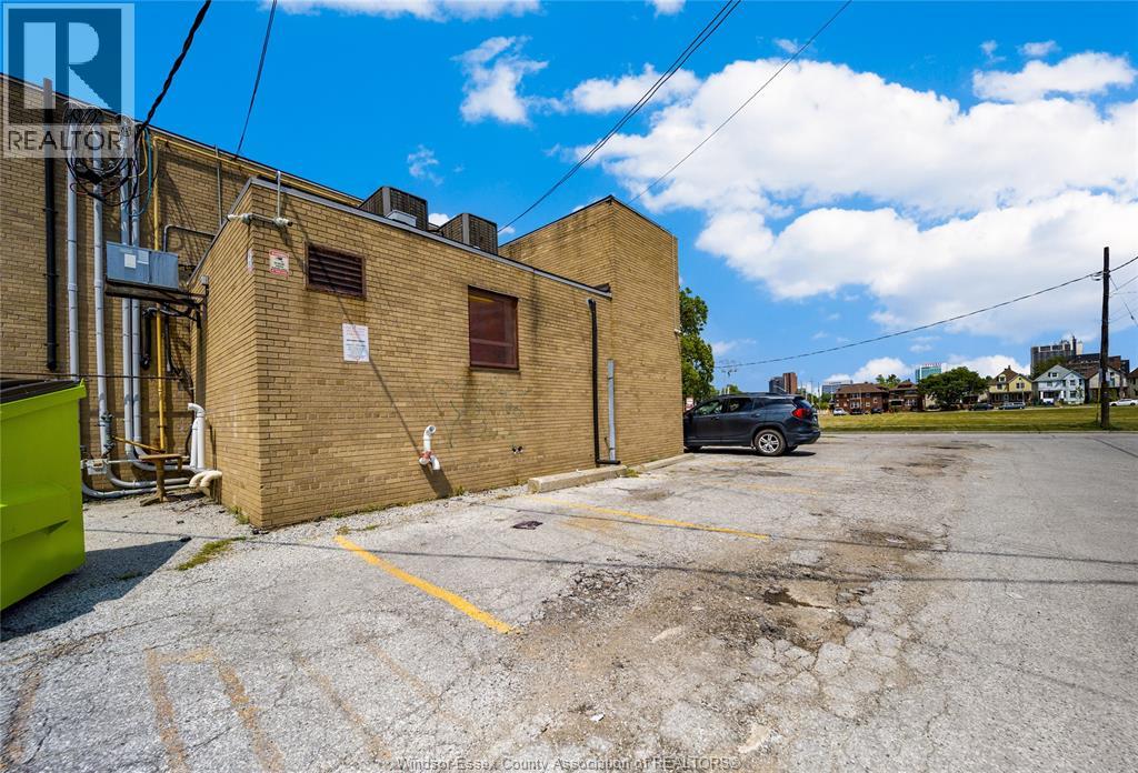 1015 University Avenue West, Windsor, Ontario  N9A 5S6 - Photo 36 - 26019259