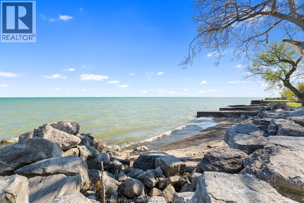 1465 Heritage Road, Kingsville, Ontario  N9Y 2E6 - Photo 5 - 26019394