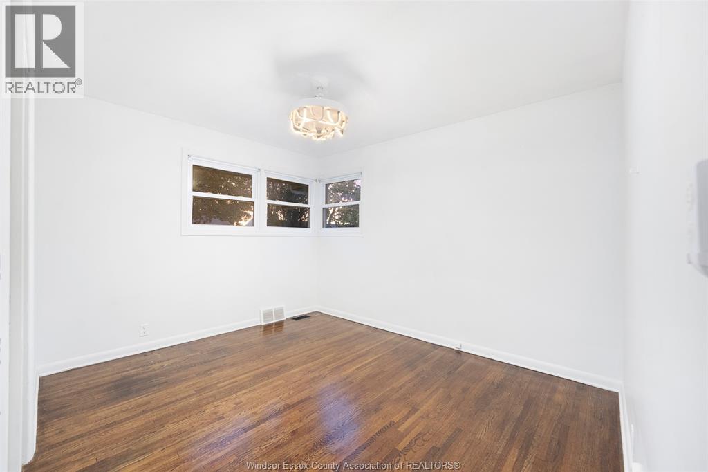 3300 Mark Unit# Main, Windsor, Ontario  N9E 2X1 - Photo 18 - 26019417