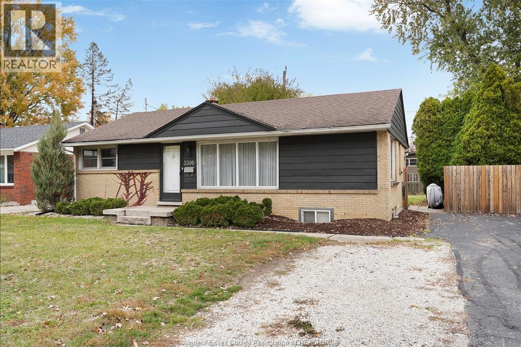 3300 Mark Unit# Main, Windsor, Ontario  N9E 2X1 - Photo 2 - 26019417