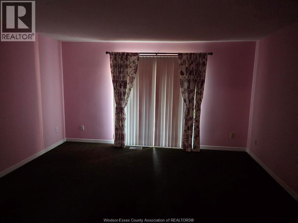 9690 Menard Street, Windsor, Ontario  N8P 1G5 - Photo 21 - 26019411