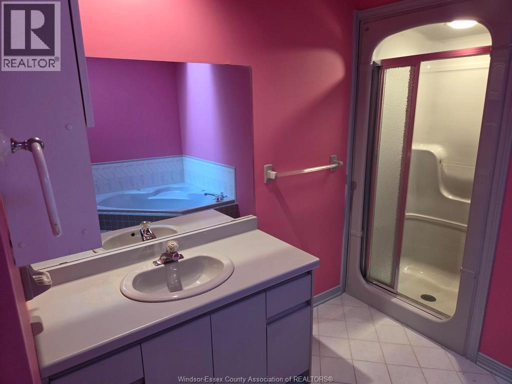 9690 Menard Street, Windsor, Ontario  N8P 1G5 - Photo 23 - 26019411