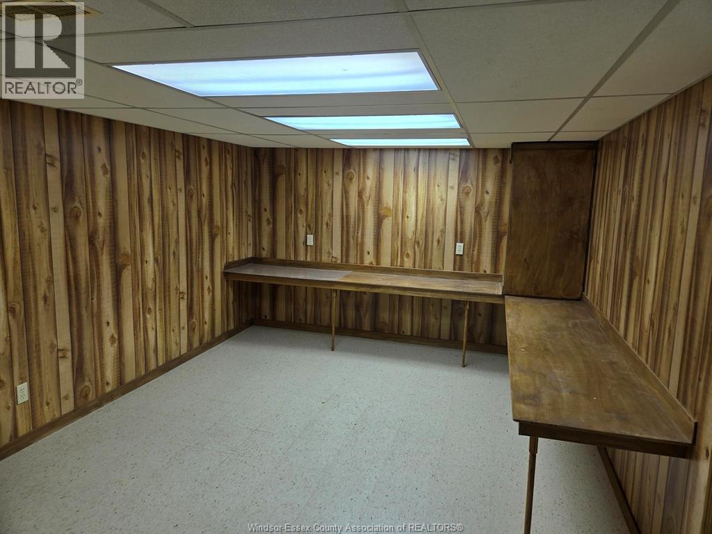 9690 Menard Street, Windsor, Ontario  N8P 1G5 - Photo 29 - 26019411